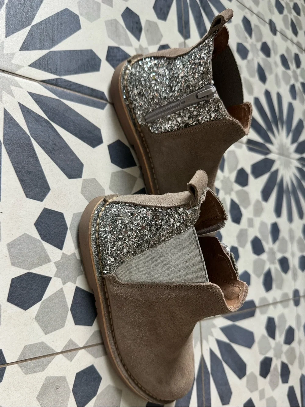 Kids Taupe Suede Glitter Boots size 11